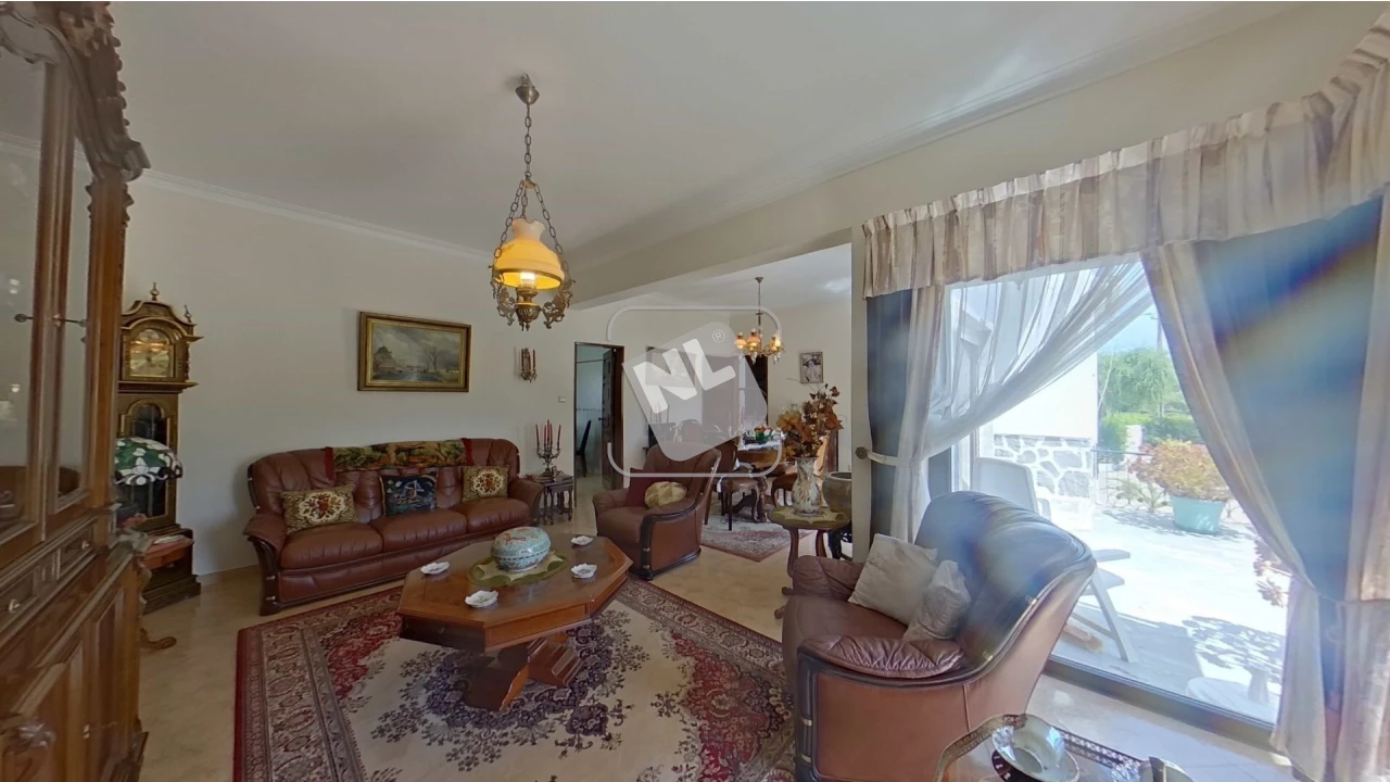 Moradia T5 para Venda em Turcifal Foto 26