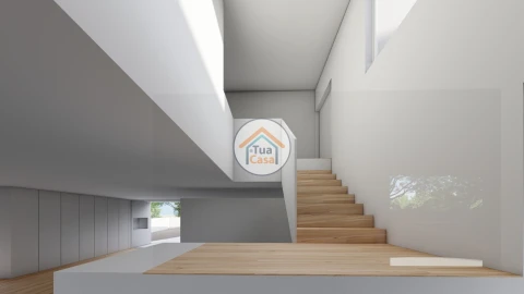 Moradia T4 para Venda em Orgens