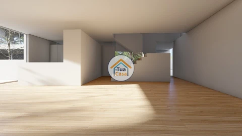Moradia T4 para Venda em Orgens