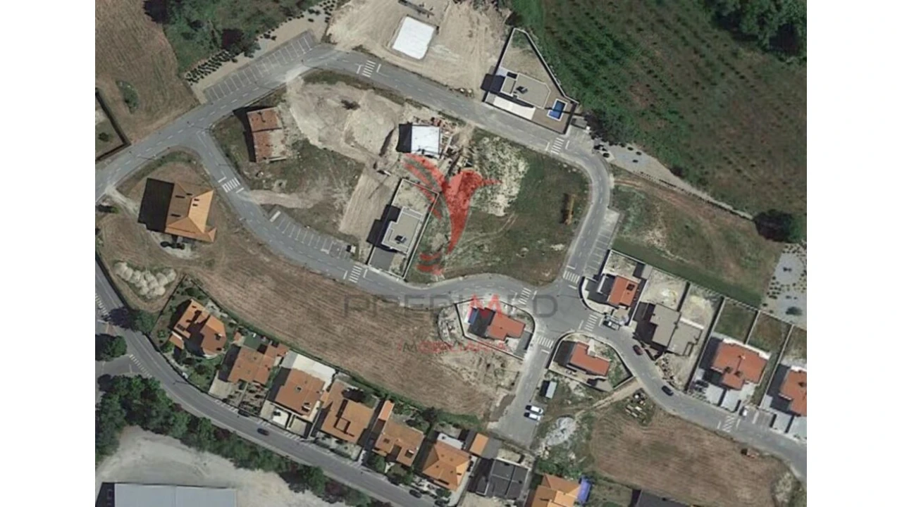 Terreno para Venda em Boidobra Foto 1