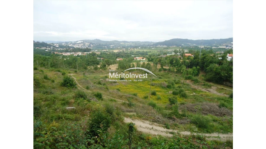 Terreno para Venda em Atães e Rendufe Foto 4