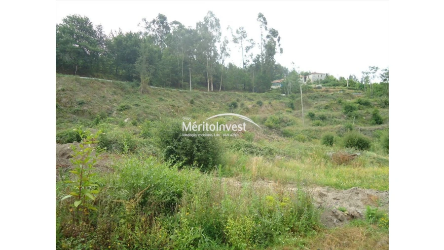 Terreno para Venda em Atães e Rendufe Foto 2