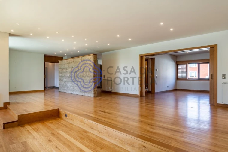 Moradia T4 para Venda em São Mamede de Infesta e Senhora da Hora Foto 14