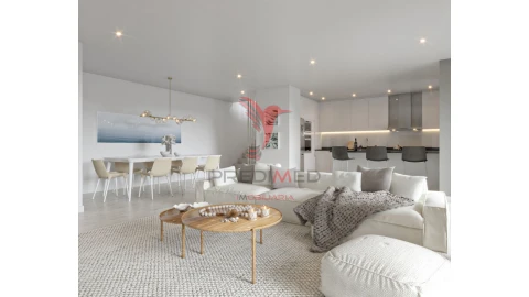 Apartamento T4 para Venda em Faro (Sé e São Pedro)