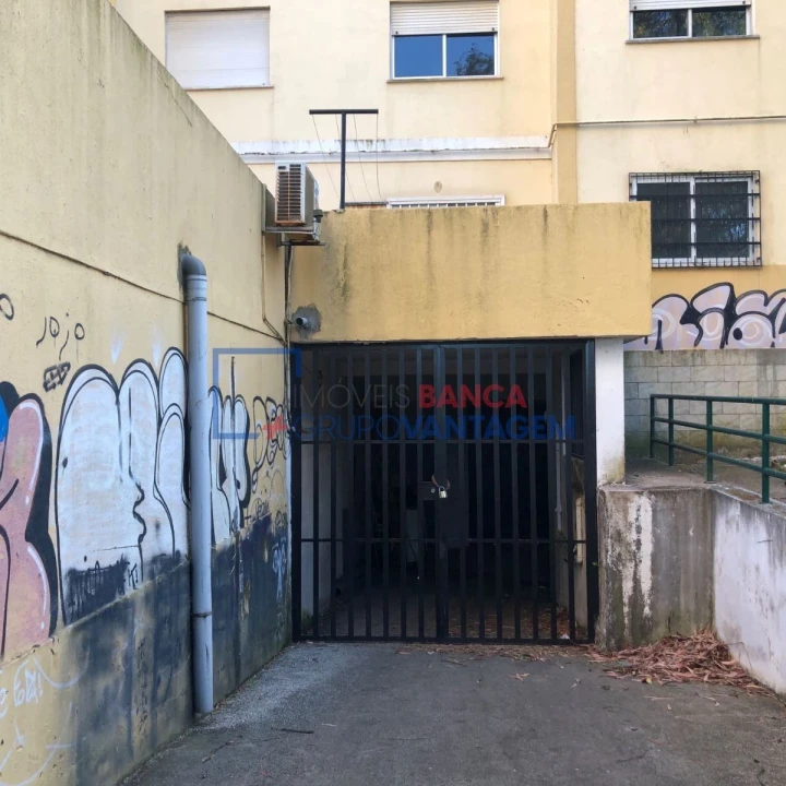 Negócio para Venda em Odivelas Foto 1