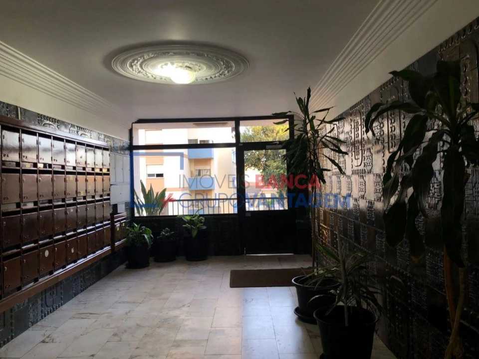 Negócio para Venda em Odivelas Foto 12