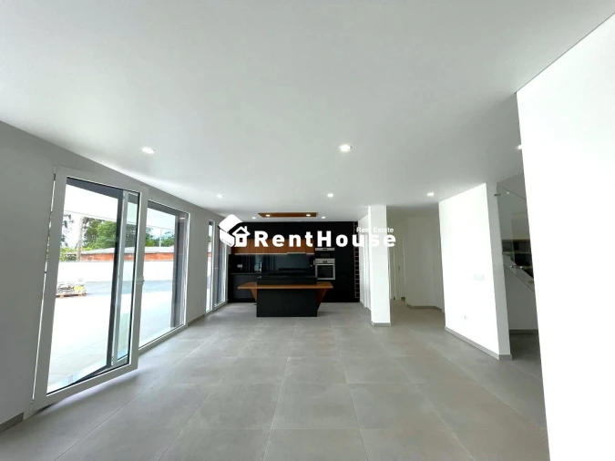 Moradia T4 para Venda em Arazede Foto 6