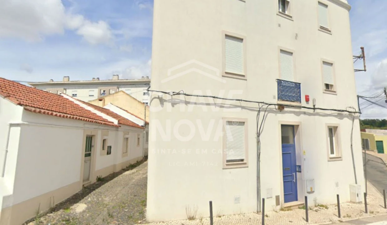 Moradia T3 para Venda em Ajuda Foto 18