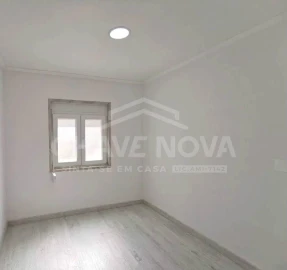 Moradia T3 para Venda em Ajuda