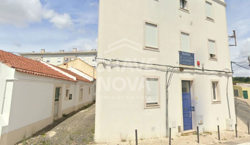 Moradia T3 para Venda em Ajuda Foto 18