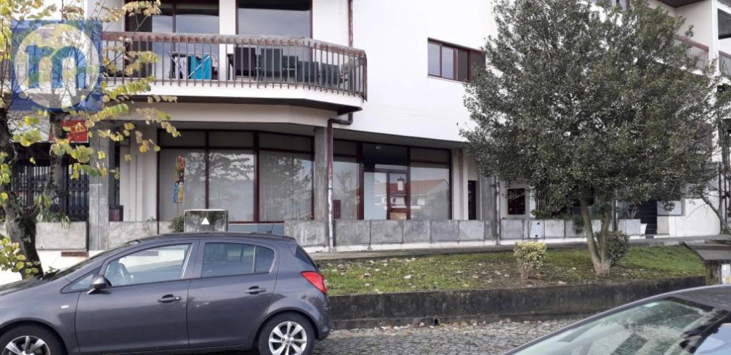 Loja para Arrendamento em Amarante (São Gonçalo), Madalena, Cepelos e Gatão Foto 1