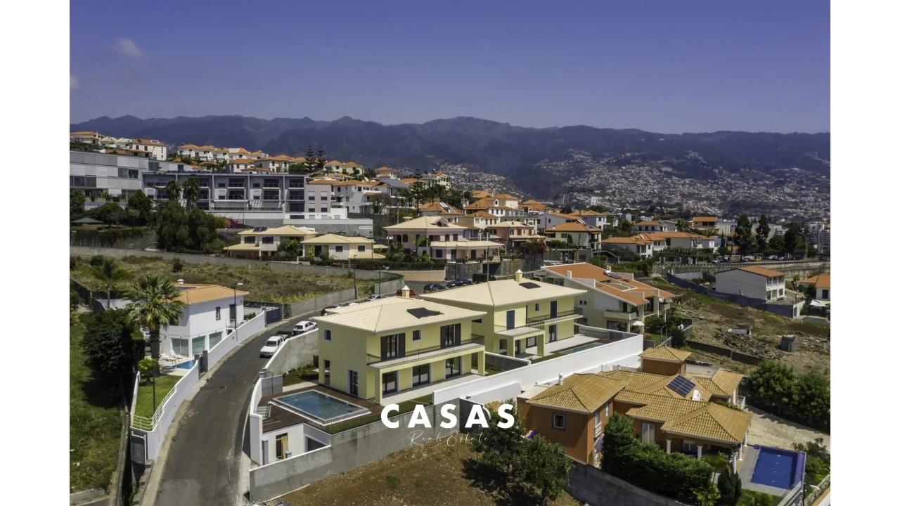 Moradia T3 para Venda em São Martinho Foto 28