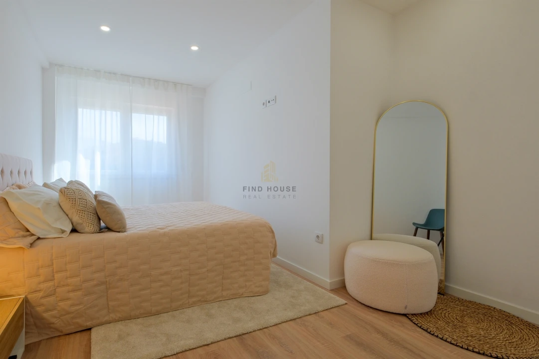 Apartamento T2 para Venda em Benfica Foto 18