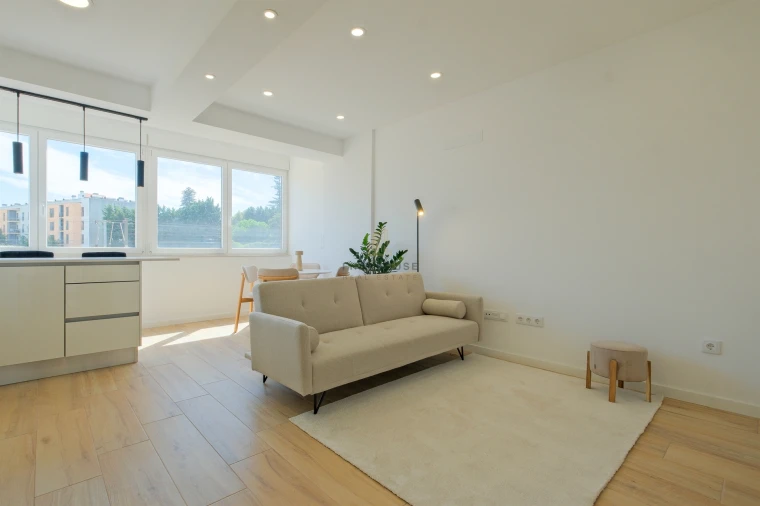 Apartamento T2 para Venda em Benfica Foto 4