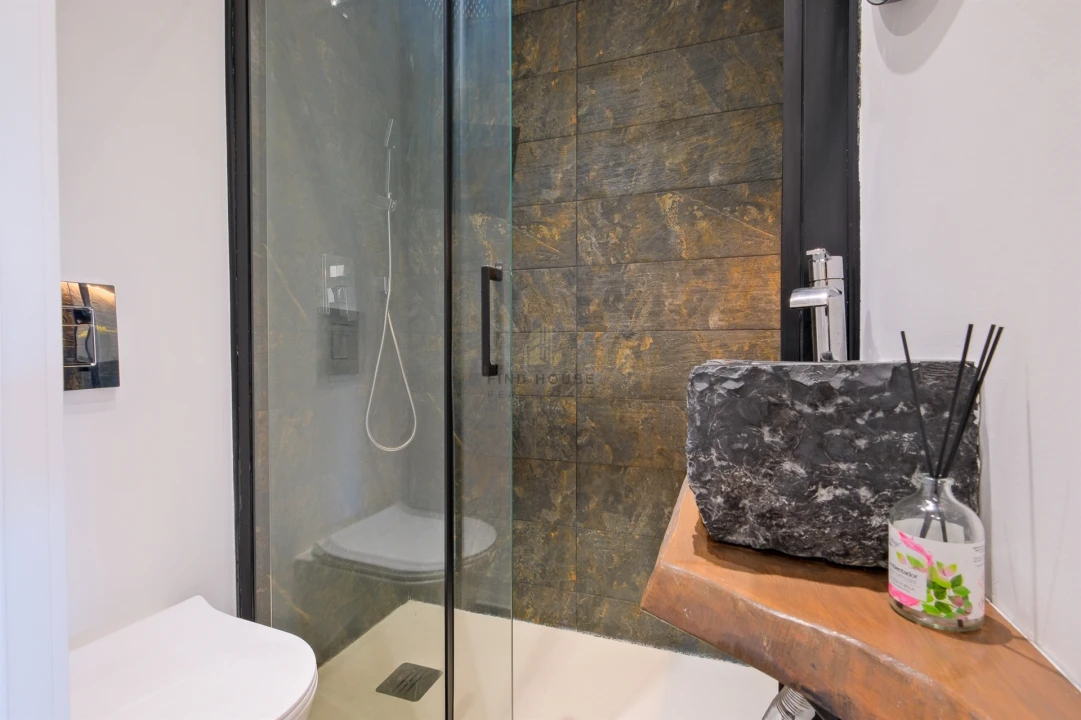 Apartamento T2 para Venda em Benfica Foto 14