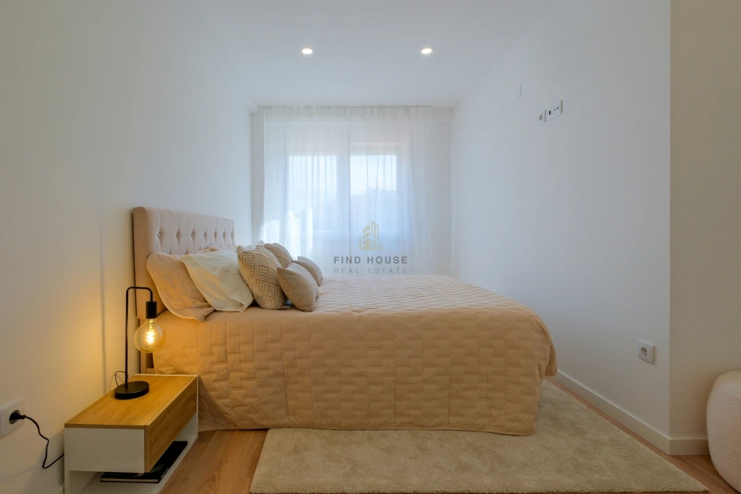 Apartamento T2 para Venda em Benfica Foto 17