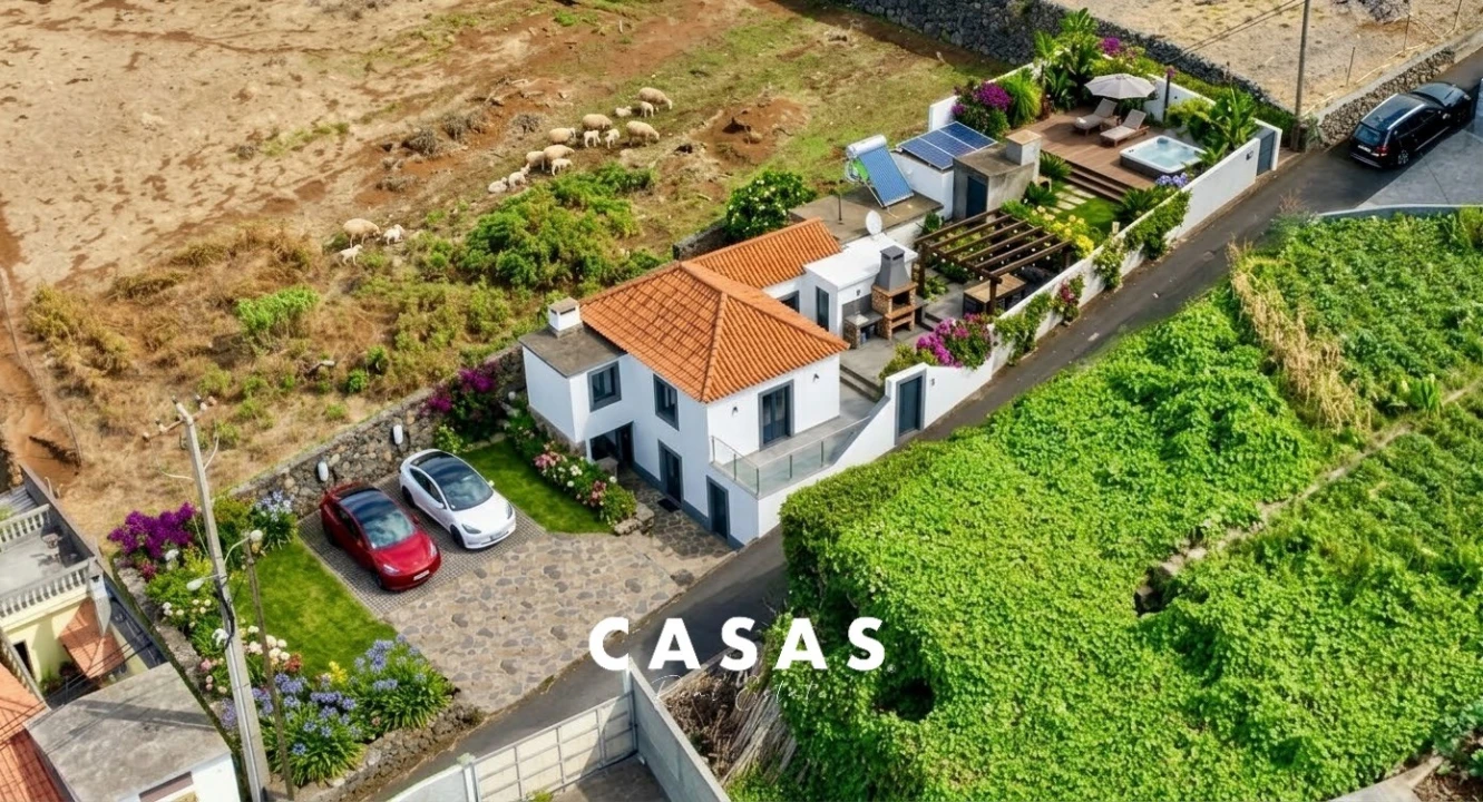 Moradia T2 para Venda em Arco da Calheta Foto 1