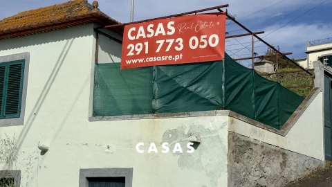Moradia T2 para Venda em Arco da Calheta