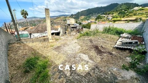 Moradia T2 para Venda em Arco da Calheta