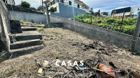 Moradia T2 para Venda em Arco da Calheta