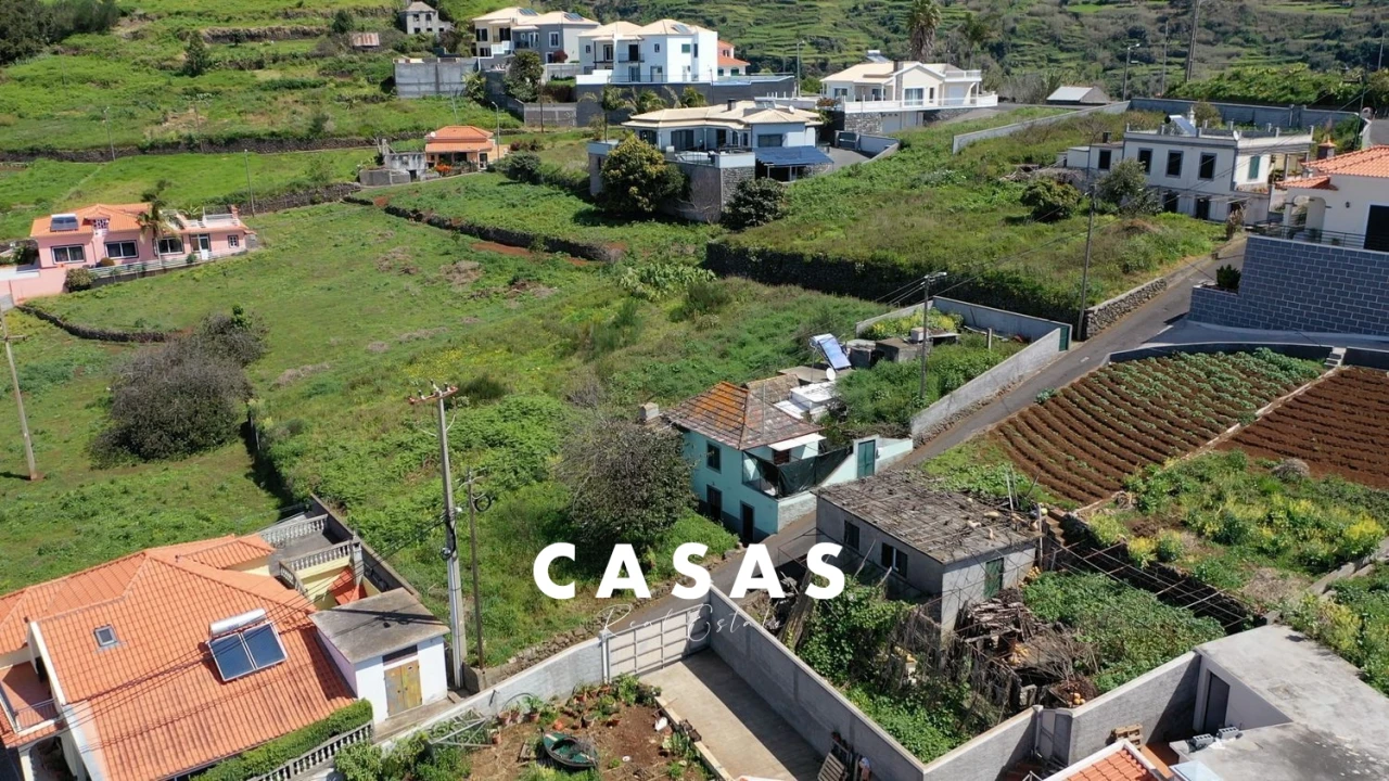 Moradia T2 para Venda em Arco da Calheta Foto 4