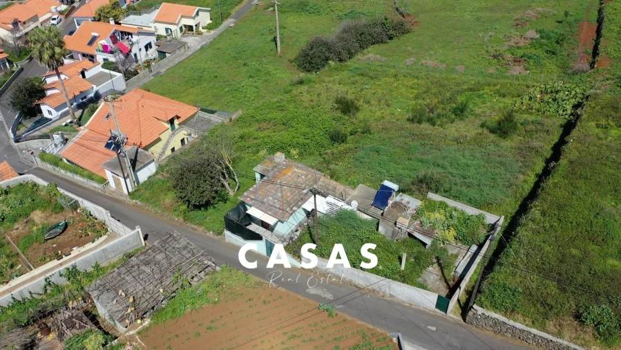 Moradia T2 para Venda em Arco da Calheta Foto 24