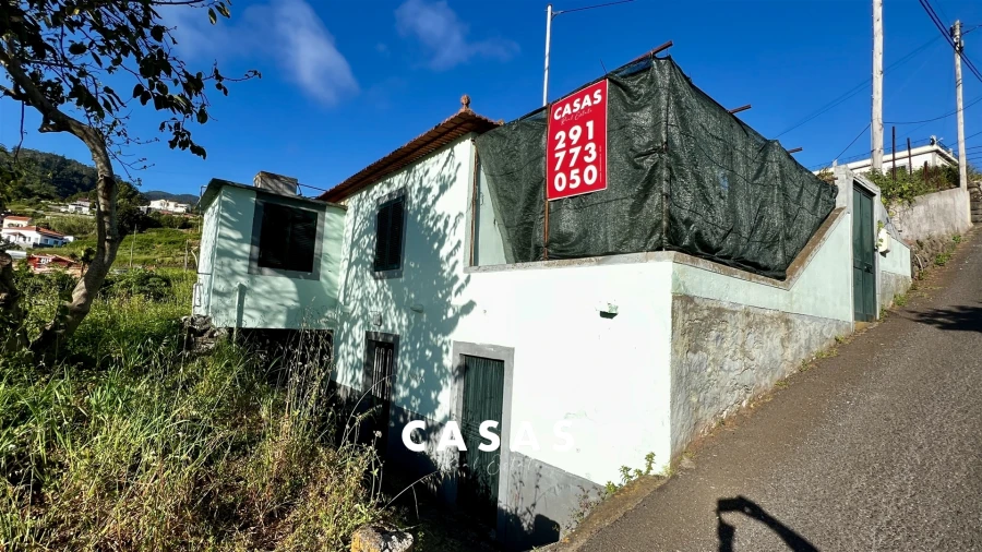 Moradia T2 para Venda em Arco da Calheta Foto 18