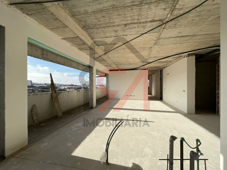 Apartamento T1 para Venda em Paços de Ferreira Foto 42