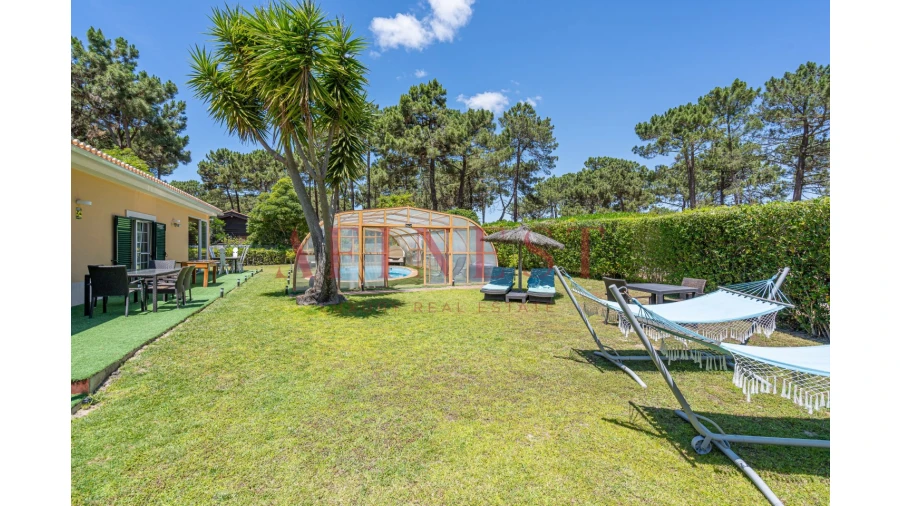 Moradia T4 para Venda em Charneca de Caparica e Sobreda Foto 5