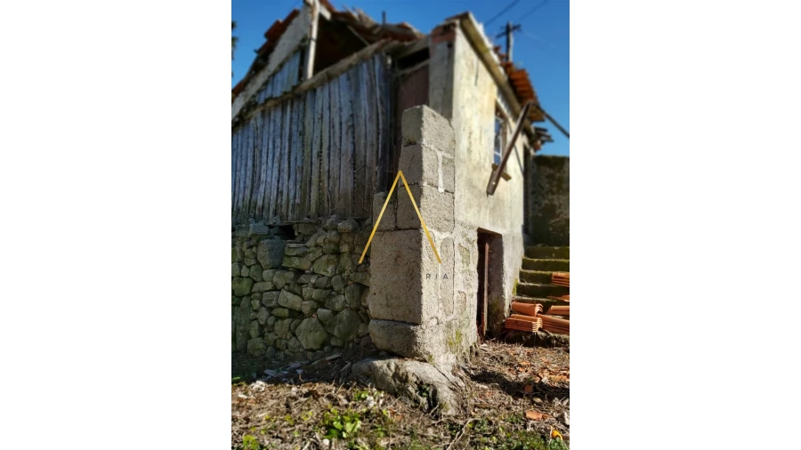 Moradia T0 para Venda em Couto de Baixo e Couto de Cima Foto 3
