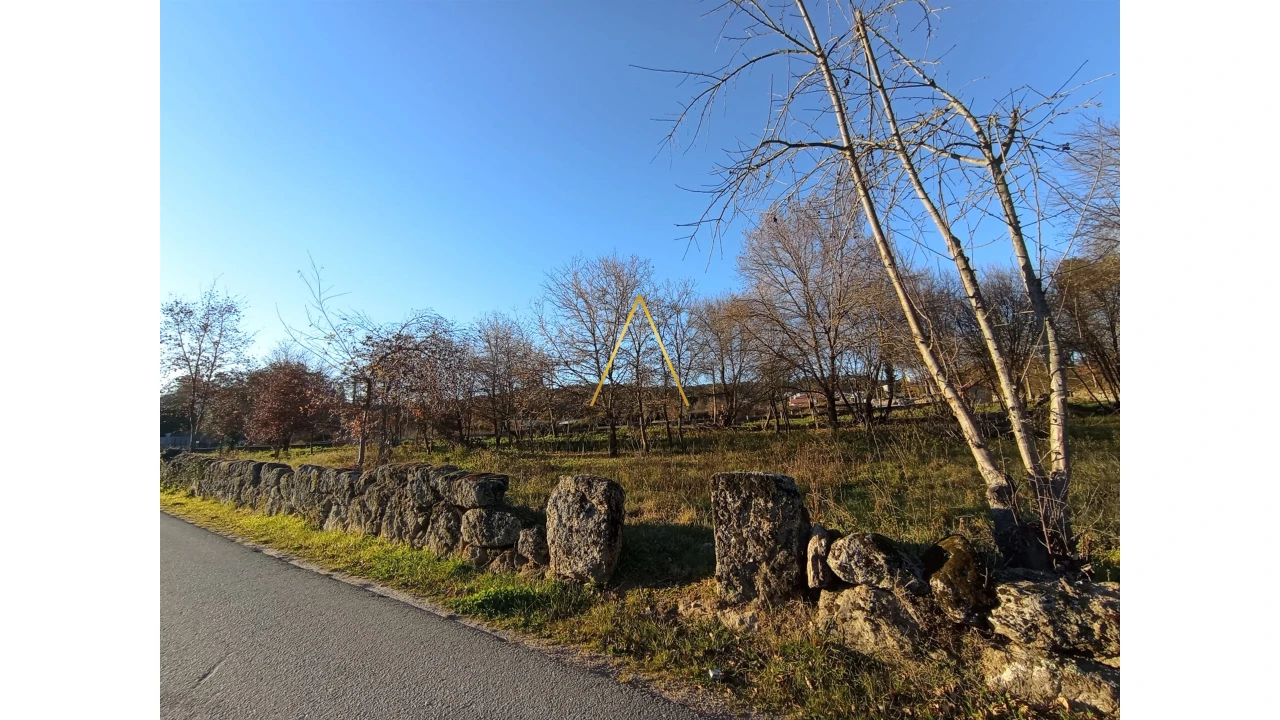 Terreno para Venda em Orgens Foto 13