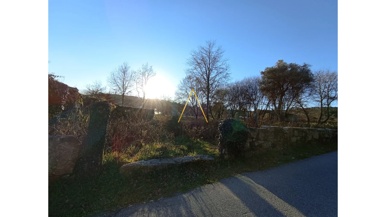 Terreno para Venda em Orgens Foto 14