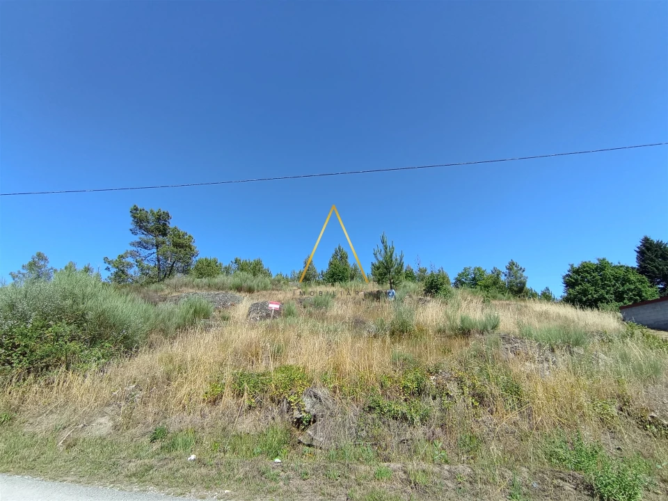 Terreno para Venda em Abraveses Foto 1