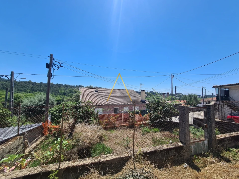 Moradia T0 para Venda em Mundão Foto 4