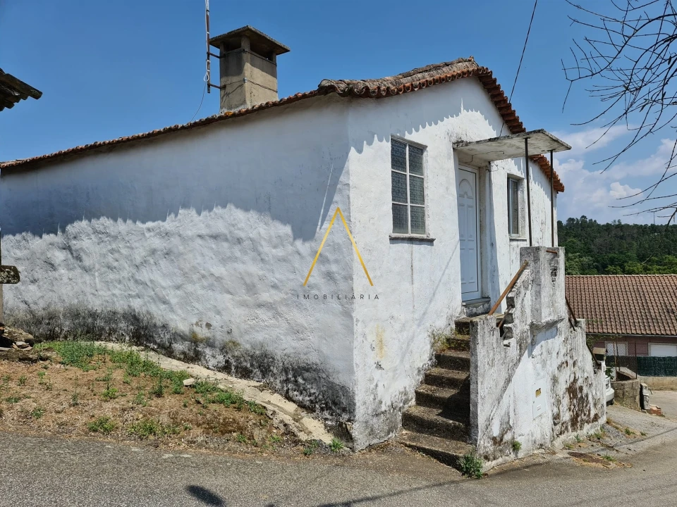 Moradia T0 para Venda em Mundão Foto 3