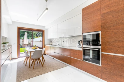 Moradia T5 para Venda em Palmeira