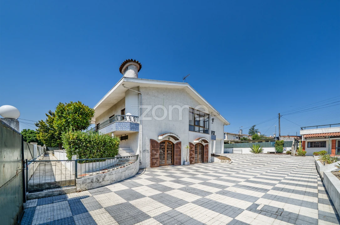 Moradia T4 para Venda em Areias, Sequeirô, Lama e Palmeira Foto 74