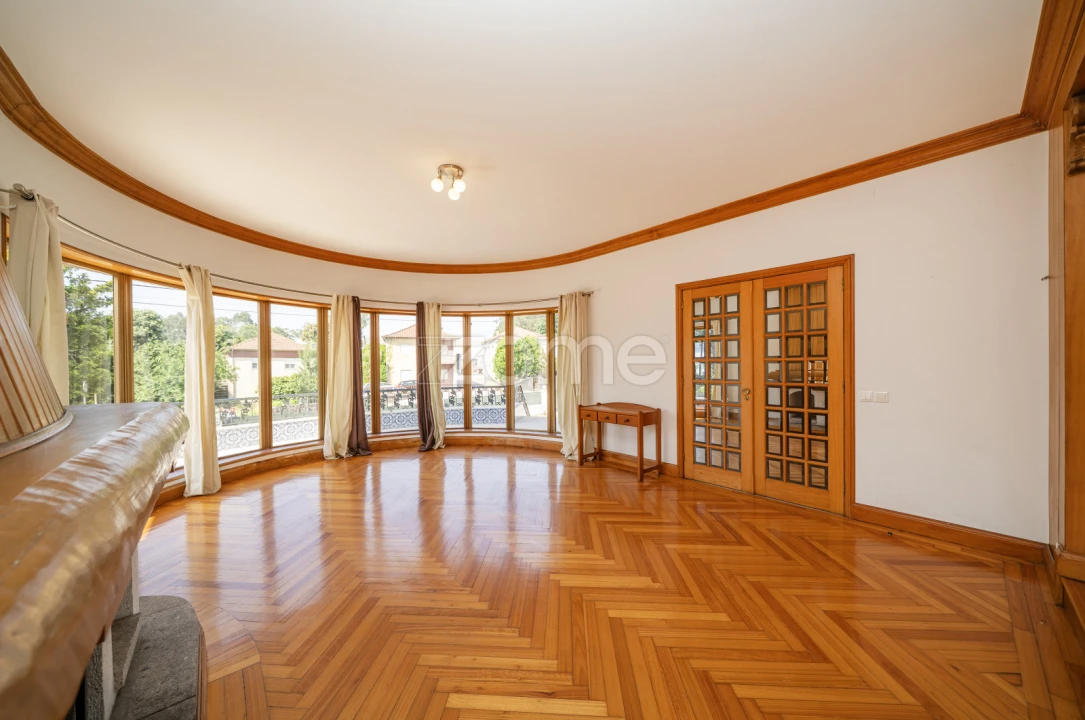 Moradia T4 para Venda em Areias, Sequeirô, Lama e Palmeira Foto 10