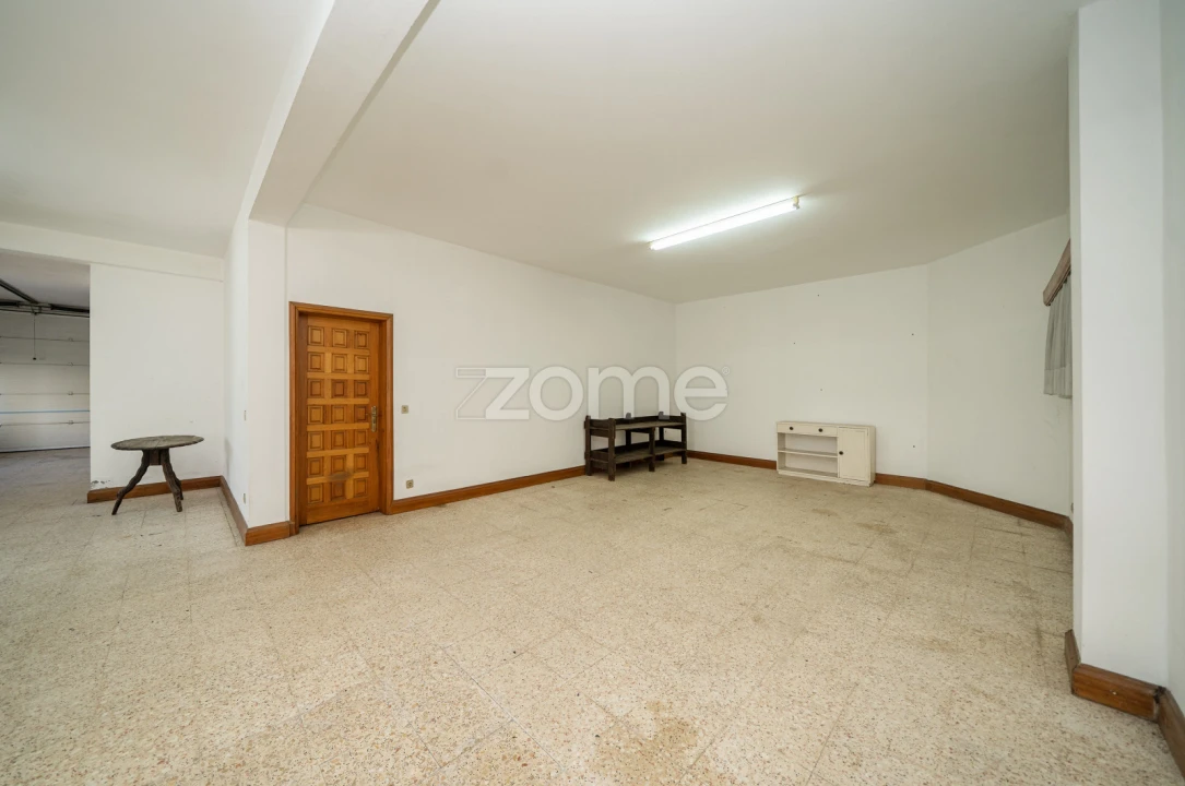 Moradia T4 para Venda em Areias, Sequeirô, Lama e Palmeira Foto 45