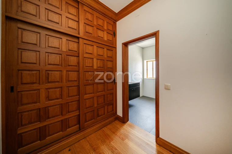 Moradia T4 para Venda em Areias, Sequeirô, Lama e Palmeira Foto 35