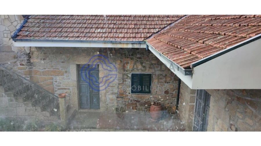 Quinta T9 para Venda em Carreira e Refojos de Riba de Ave Foto 17