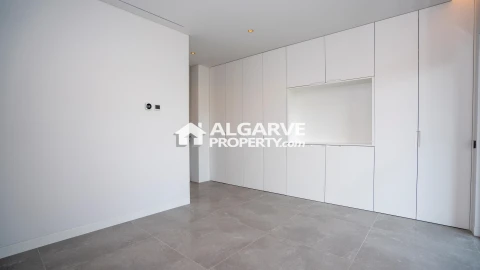 Moradia T4 para Venda em Quarteira