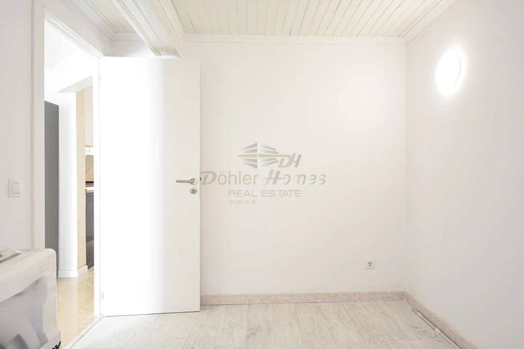 Moradia T9 para Venda em Ajuda Foto 4