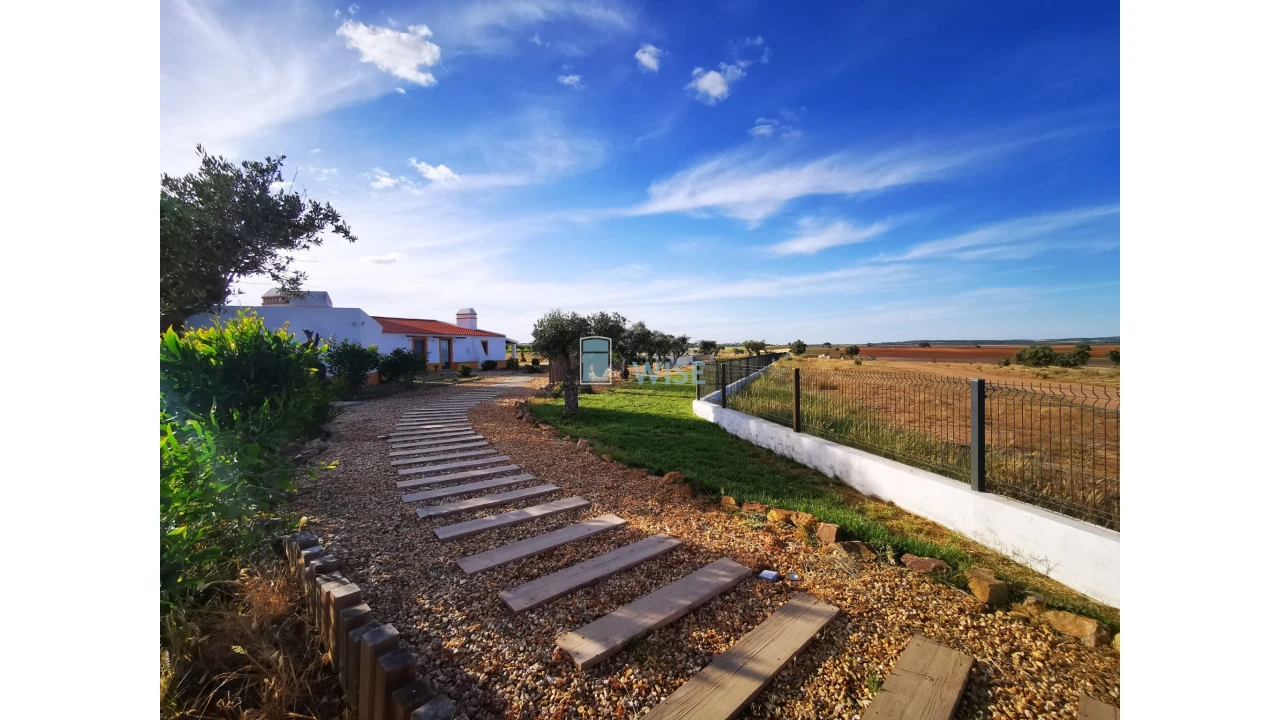 Moradia T4 para Venda em Ervidel Foto 1