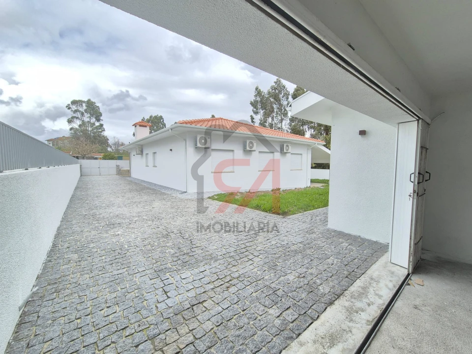 Moradia T3 para Venda em Lustosa e Barrosas (Santo Estêvão) Foto 4