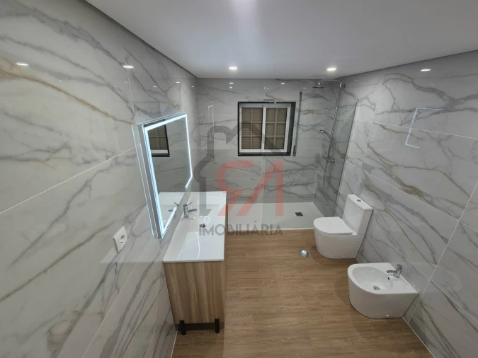 Moradia T3 para Venda em Lustosa e Barrosas (Santo Estêvão) Foto 15