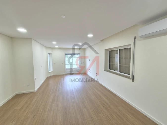 Moradia T3 para Venda em Lustosa e Barrosas (Santo Estêvão) Foto 5