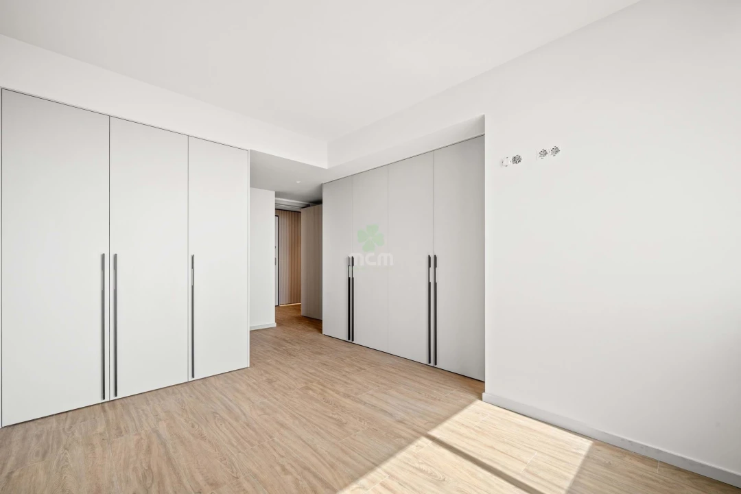 Apartamento T3 para Venda em Camara de Lobos Foto 8
