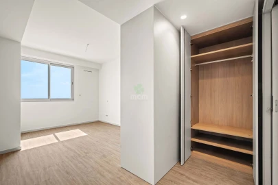 Apartamento T3 para Venda em Camara de Lobos