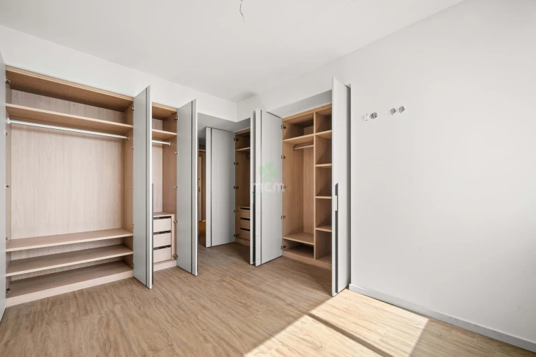 Apartamento T3 para Venda em Camara de Lobos Foto 9